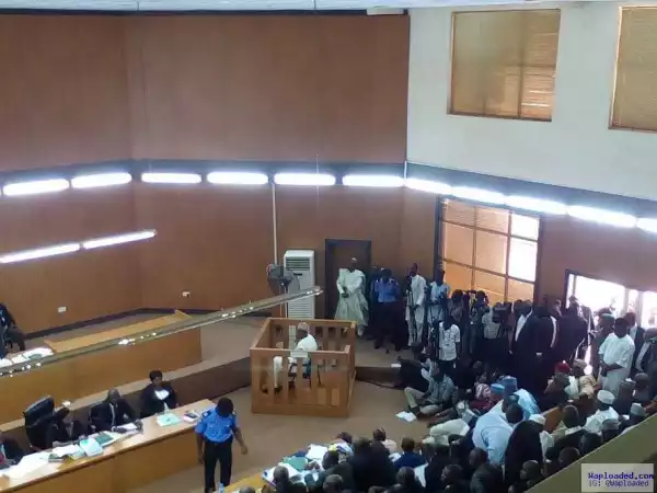 Breaking!! Bukola Saraki Wins First Battle At CCT Trial